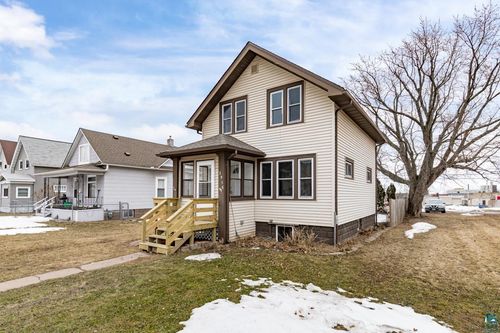 3916 W 4th Street, Duluth, MN, 55807 | Card Image