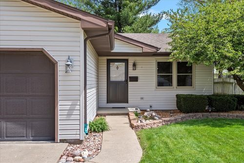 309 N Violet Dr, Auburn, IL, 62615-9751 | Card Image