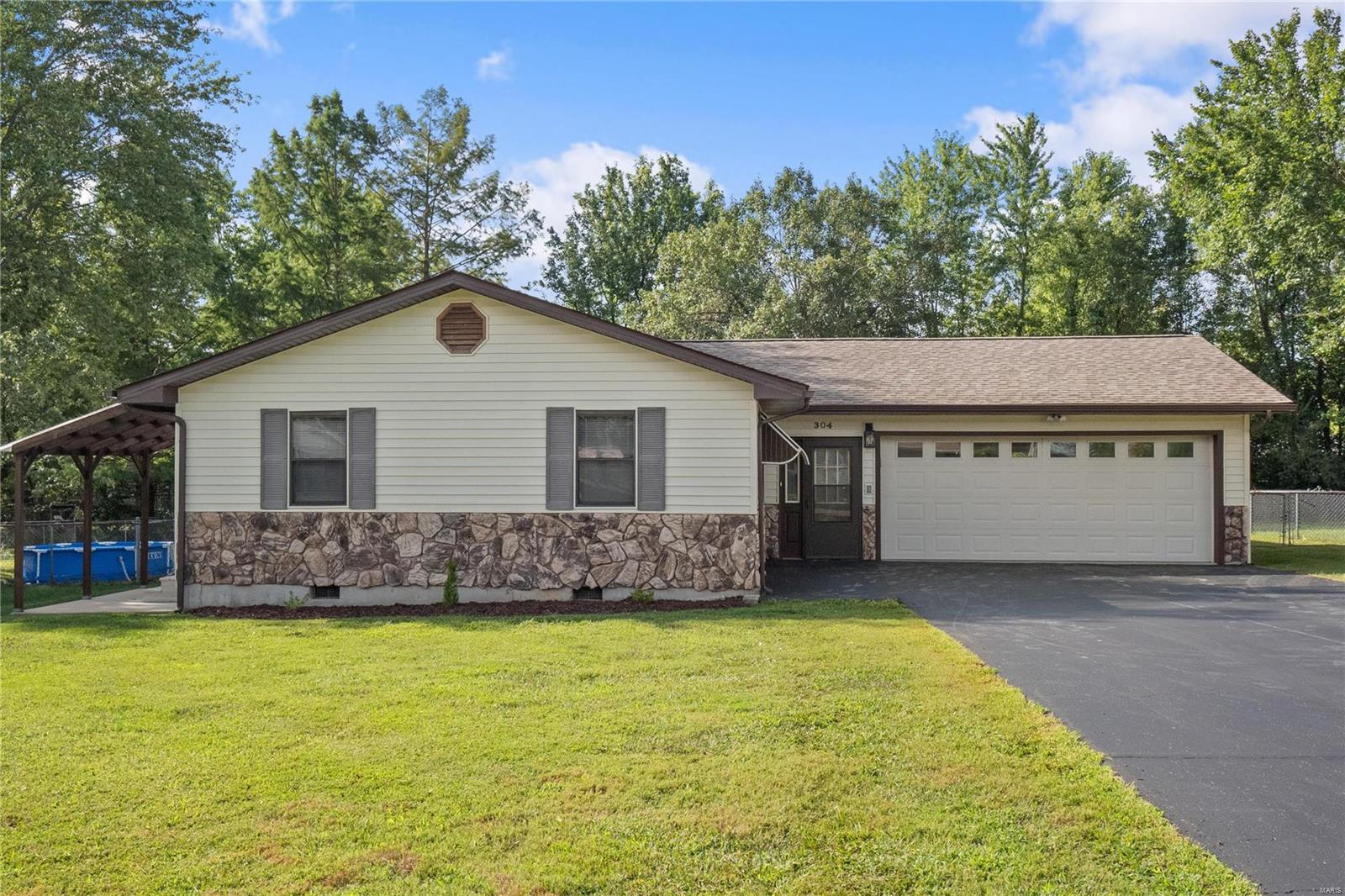 Mckee St, Desloge, MO 63601