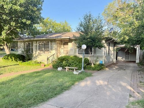 1013 Anna St, Denton, TX, 76201-2993 | Card Image