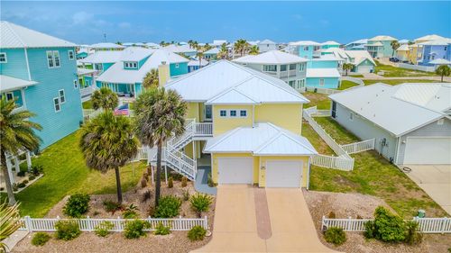 223 Keewaydin Ln, Port Aransas, TX, 78373-4809 | Card Image
