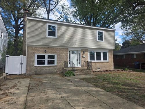 536 Southgate Avenue, Virginia Beach, VA, 23462 | Card Image