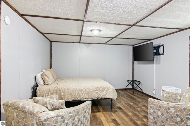6015 Crystal Beach Rd Nw, House other with 4 bedrooms, 2 bathrooms and null parking in Rapid City MI | Image 23