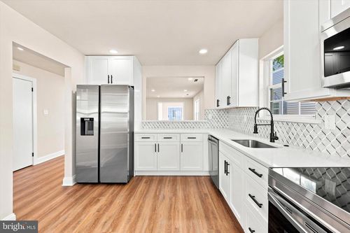 2 Emory Ln, MOUNT LAUREL, NJ, 08054-3067 | Card Image