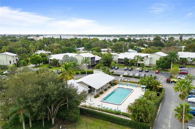 APT-7-3 - 800 Nw Fork Rd, Condo with 2 bedrooms, 2 bathrooms and null parking in Stuart FL | Image 35