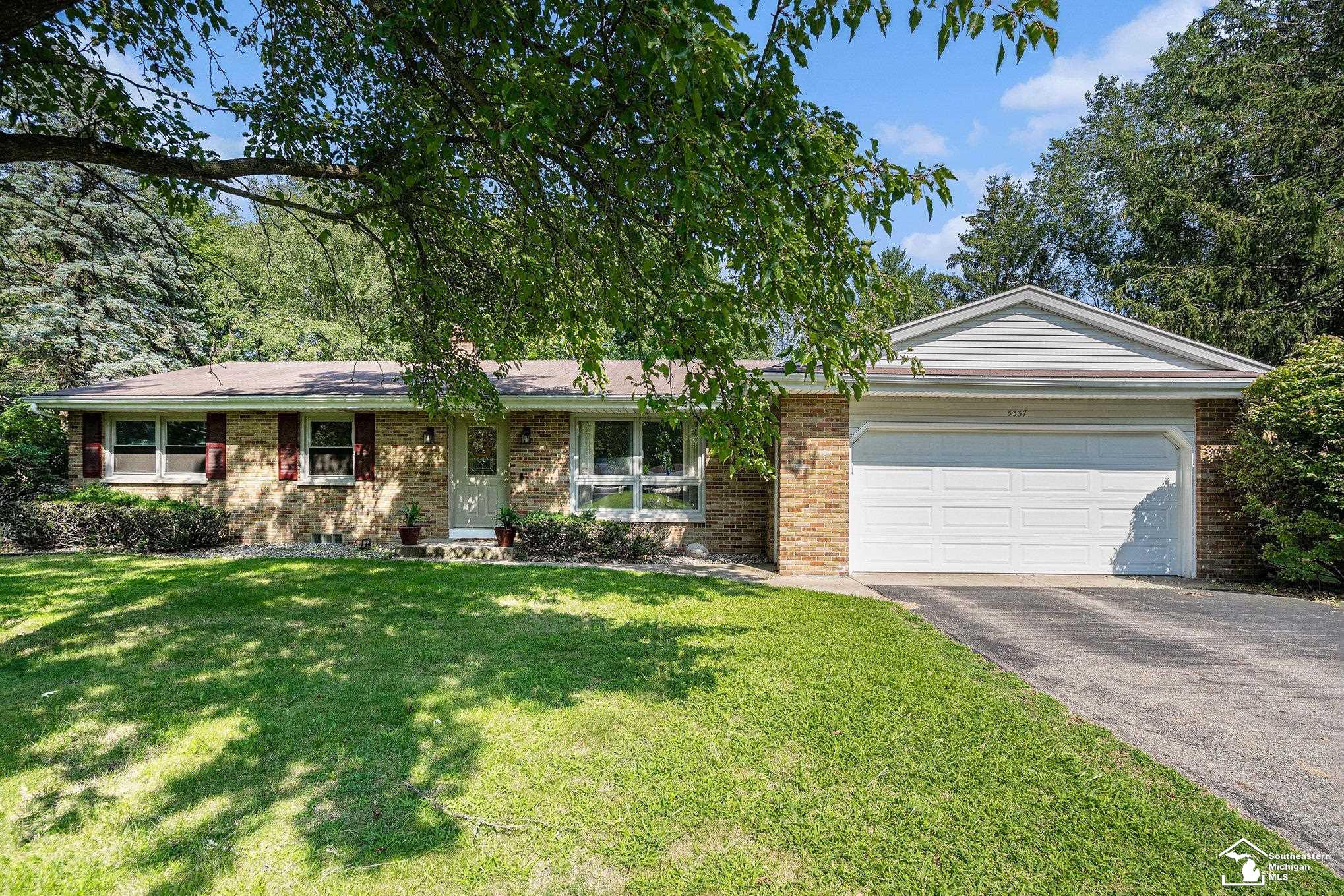 Tamworth St, Portage, MI 49024