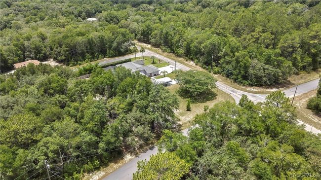 10721 N Ocean Dr, House other with 3 bedrooms, 2 bathrooms and 7 parking in CITRUS SPRINGS FL | Image 74