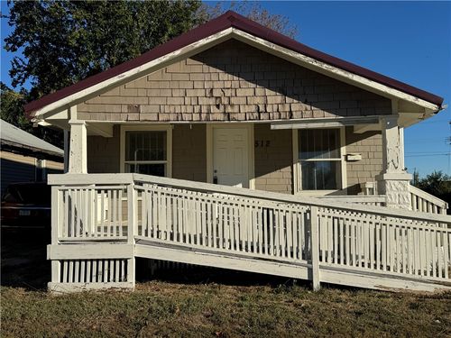 512 Dewitt Ave, Mattoon, IL, 61938-3305 | Card Image