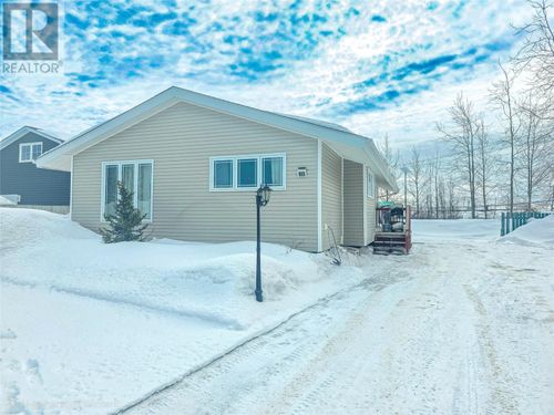800 Balsam Cres, Labrador City, NL, A2V2N5 | Card Image