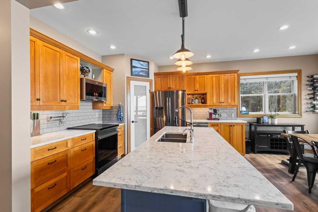 152 Jarvis Bay Drive, House other with 6 bedrooms, 4 bathrooms and 2 parking in Jarvis Bay AB | Image 16