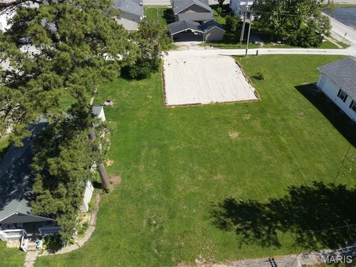 207 Jefferson Street, Perry, MO, 63462 | Card Image