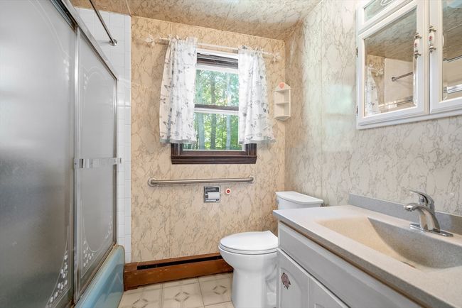 6 Simmons St, House other with 3 bedrooms, 1 bathrooms and 8 parking in Assonet MA | Image 15
