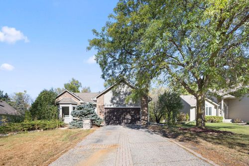 13914 Duluth Dr, Apple Valley, MN, 55124-9206 | Card Image