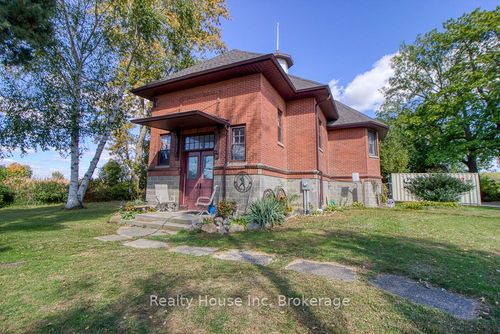 21871 Victoria Crt, Tavistock, ON, N0B2R0 | Card Image