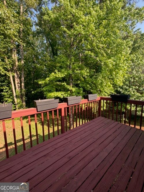 190 Oakwood Cir, Stockbridge, GA, 30281-6356 | Card Image