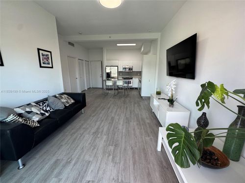 apt-905-234 Ne 3rd St, Miami, FL, 33132-2238 | Card Image