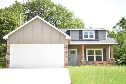 1216 W Nelson St, Denison, TX, 75020-4216 | Card Image