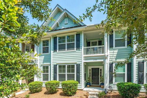 2132 Promenade Ct, Mount Pleasant, SC, 29466-7230 | Card Image