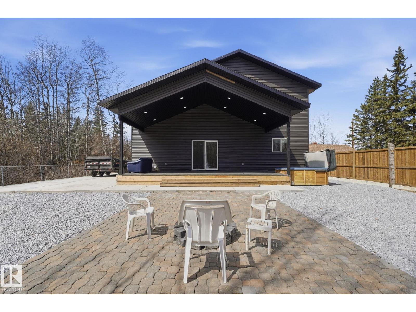 Residential in Rural Wetaskiwin County 2