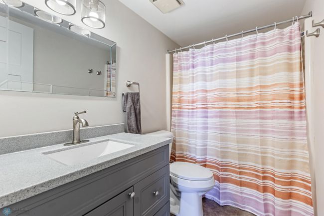 Bathroom 1 | Image 16