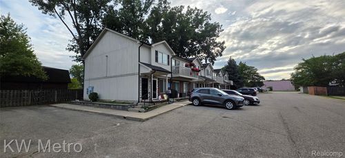 38604 Meadowdale St, Clinton Twp, MI, 48036-3514 | Card Image
