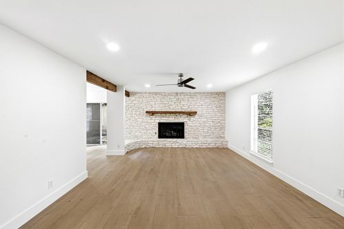 b-6202 Laurel Valley Dr, Austin, TX, 78731-4177 | Card Image