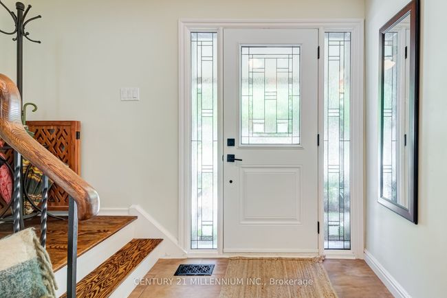 52 Greystone Cres, House other with 4 bedrooms, 2 bathrooms and 2 parking in Brampton ON | Image 5