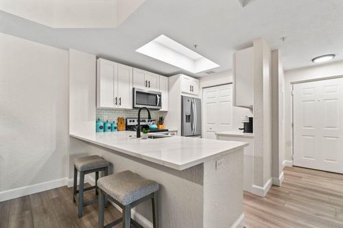 apt-201-2812 Grande Pkwy, Palm Beach Gardens, FL, 33410-2920 | Card Image