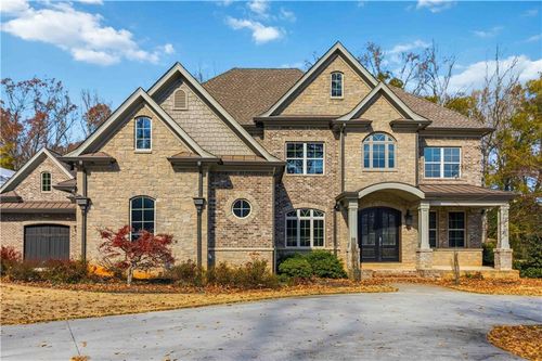 220 River Meadow Ln, Social Circle, GA, 30025-5800 | Card Image