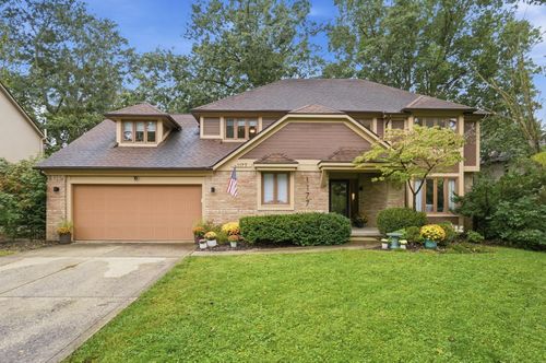 1177 Forest Glen Rd, Westerville, OH, 43081-3227 | Card Image