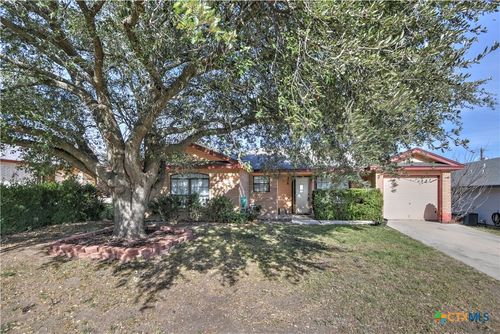 216 Bronc Dr, Copperas Cove, TX, 76522-1057 | Card Image