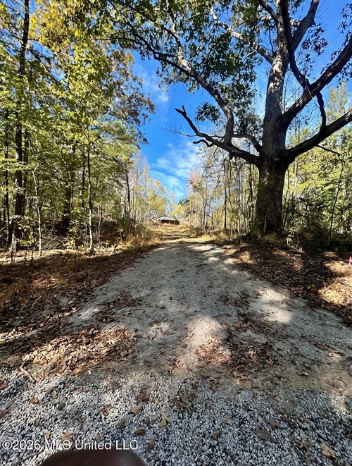 1010 Hubbard Road, Holly Springs, MS, 38635 | Card Image
