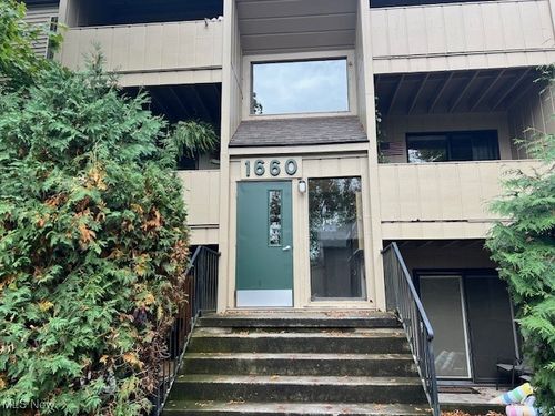 apt-139-1660 Cedarwood Dr, Westlake, OH, 44145-1828 | Card Image