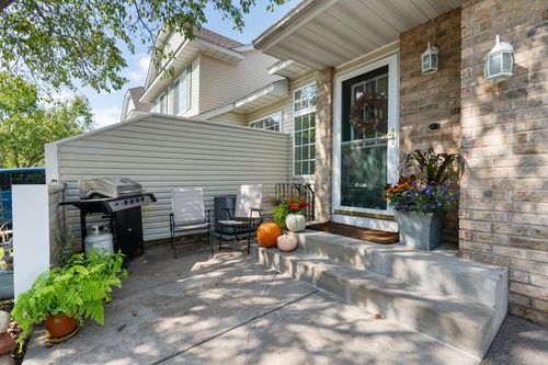 apt-d-6135 Tahoe Cir, Woodbury, MN, 55125-1938 | Card Image