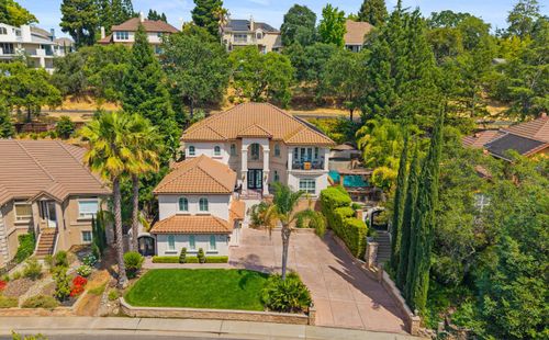 318 Canyon Falls Dr, Folsom, CA, 95630-7121 | Card Image