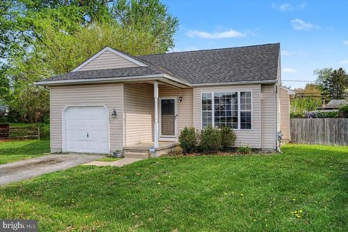 143 N Katrin Cir, NEW CASTLE, DE, 19720-3574 | Card Image