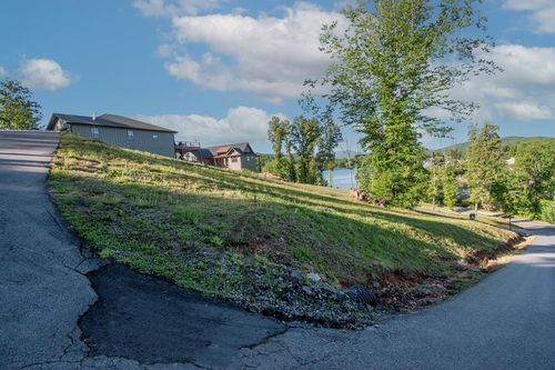 Lt 4 Mountain Breezes Drive, Hayesville, NC, 28904 | Card Image