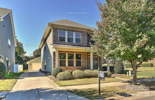 8765 Aspinwall Dr, Charlotte, NC, 28216-8982 | Card Image