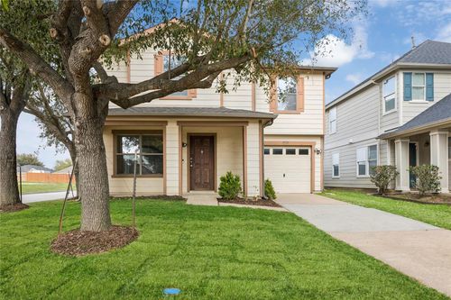 18726 Remington Park Dr, Houston, TX, 77073-4452 | Card Image