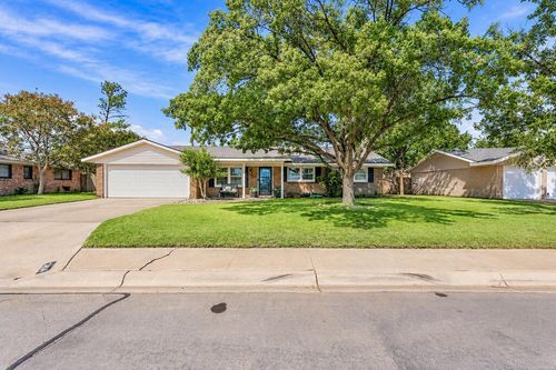 2404 Cimmaron Ave, Midland, TX, 79705 | Card Image