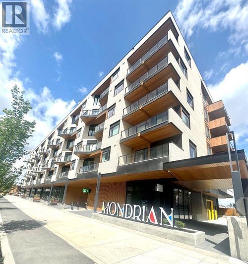 8370 Broadcast Ave Sw, Calgary, AB, T3H4C6 | Card Image
