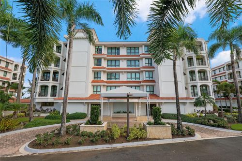 e401-400 Coco Beach Blvd, Rio Grande, PR, 00745-3093 | Card Image