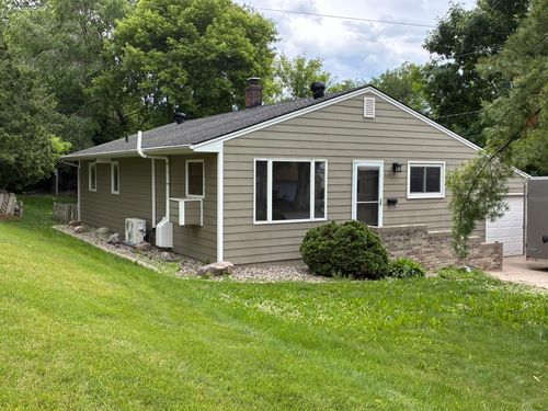 616 N Buse St, Fergus Falls, MN, 56537-1114 | Card Image