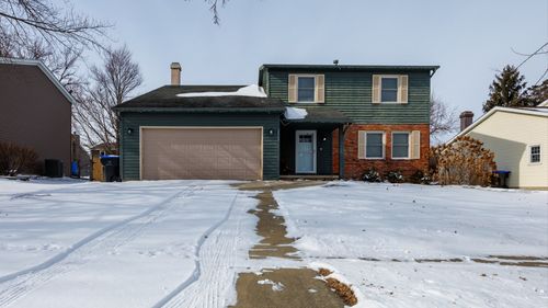 2007 Fallen Oak Rd, Bloomington, IL, 61704-7240 | Card Image