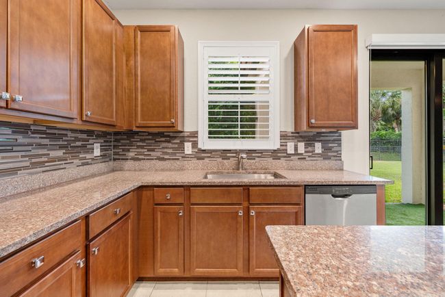 3212 Klays Ct, House other with 5 bedrooms, 3 bathrooms and null parking in Royal Palm Beach FL | Image 6