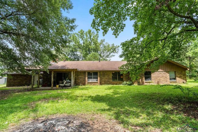 8103 Us Highway 259 N, House other with 4 bedrooms, 3 bathrooms and null parking in Omaha TX | Image 12