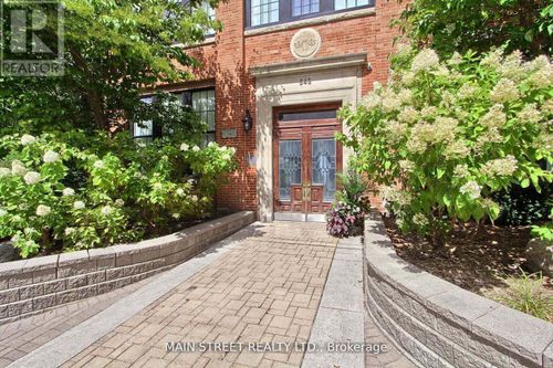 318-543 Timothy St, Newmarket, ON, L3Y1R1 | Card Image