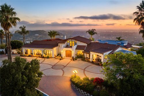 2443 Tamara Ln, San Marcos, CA, 92069-7501 | Card Image