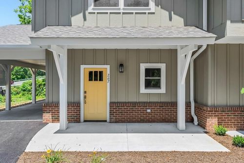 267 N Church St, Marion, VA, 24354-2743 | Card Image