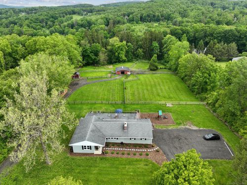 49 Warner Rd, Bridgewater, CT, 06752-1422 | Card Image